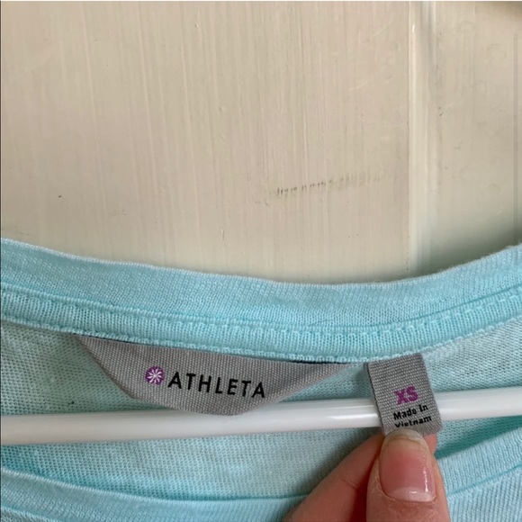 ATHLETA Zephyr linen cold shoulder t-shirt - Picture 3 of 6
